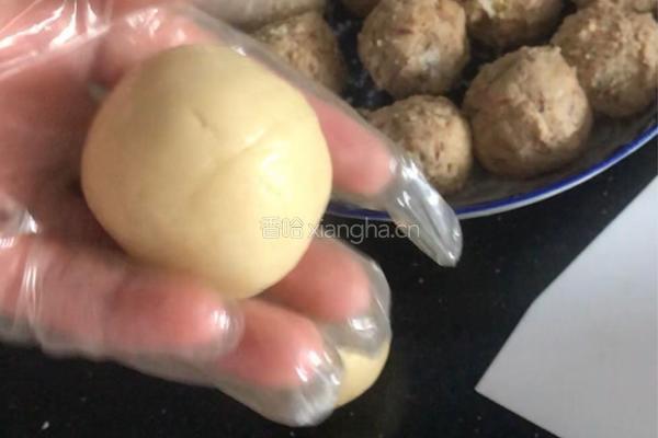 莲蓉肉松馅广式月饼的做法图解14