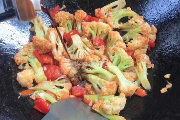 番茄烧菜花的做法图解12