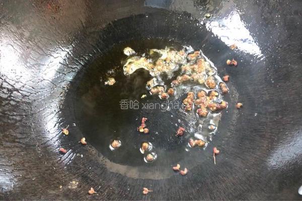 麻辣干煸鱼块的做法图解11