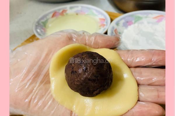 螃蟹月饼的做法图解11