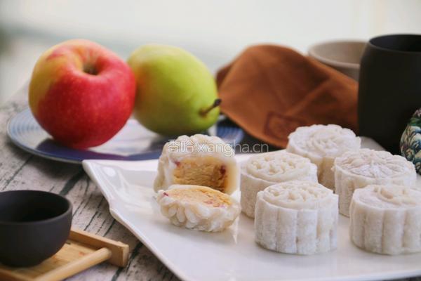 椰香冰皮月饼（绿豆奶黄馅）的做法图解1