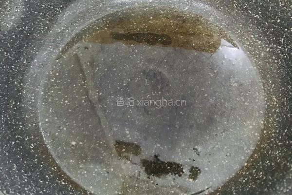 五彩缤纷蛋炒饭的做法图解2