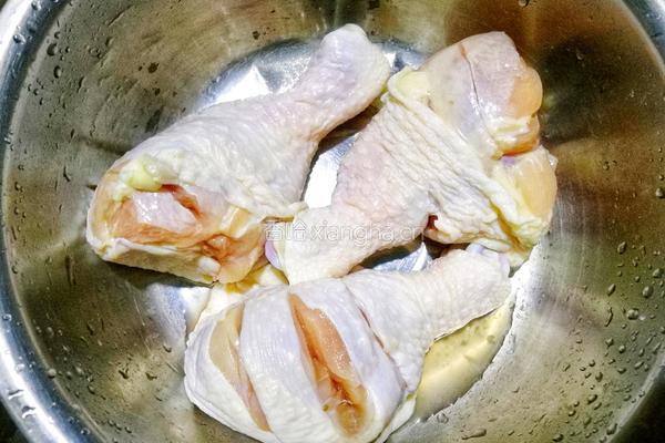 奥尔良烤鸡腿的做法图解2