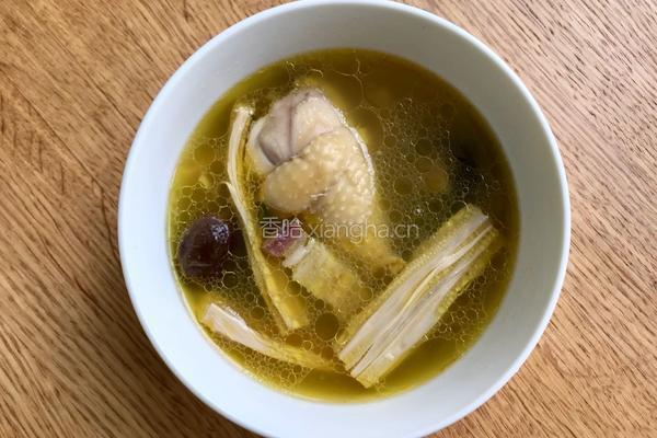 花菇腐竹咸肉鸡汤的做法图解3