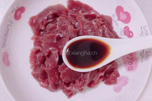 金针菇炒牛肉的做法图解2