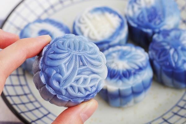 青花瓷冰皮月饼的做法图解18