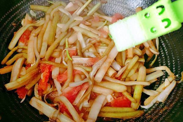 西红柿炒蒲菜的做法图解11