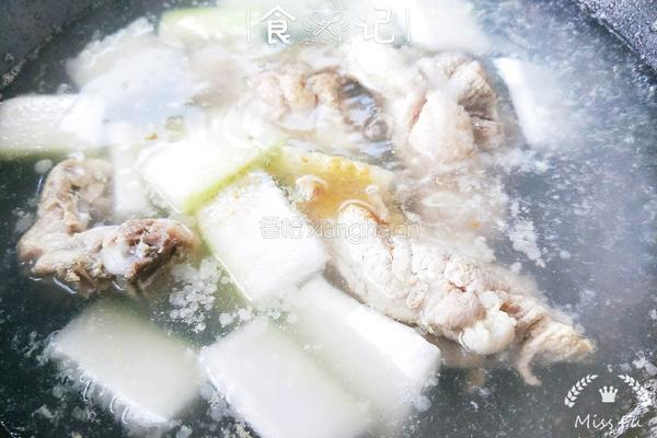 冬瓜排骨汤的做法图解8