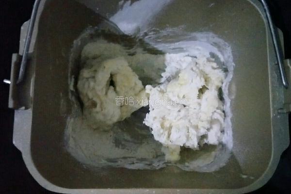 原味花形面包的做法图解2