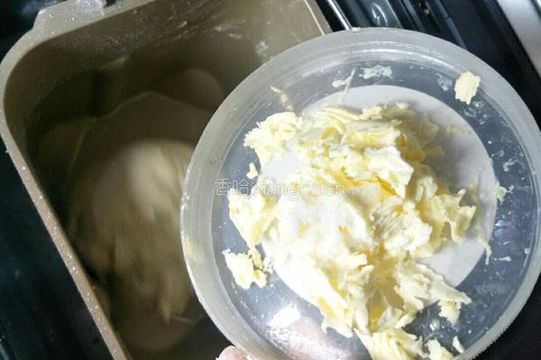 原味花形面包的做法图解3