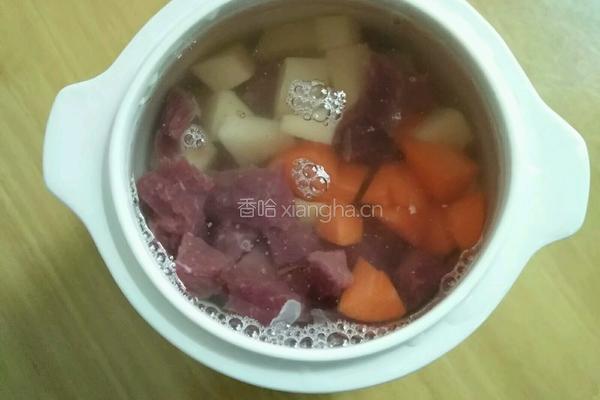 胡萝卜土牛肉汤豆的做法图解4