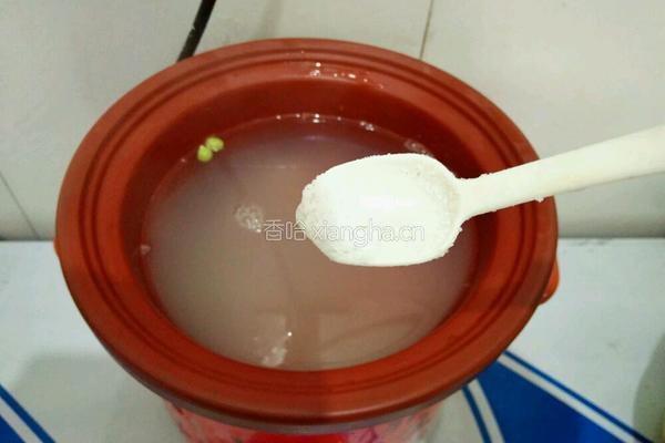 青豆胡萝卜肉片粥的做法图解6