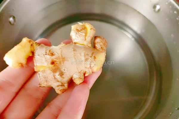 野生青杠菌牛骨汤的做法图解5