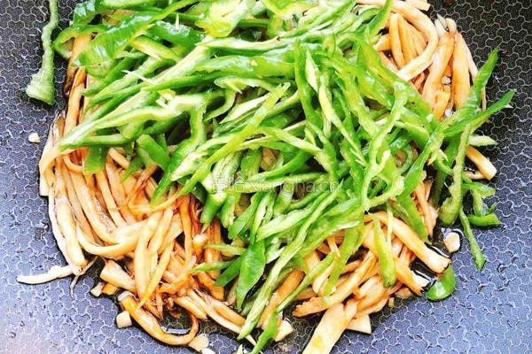 青椒炒杏鲍菇的做法图解9