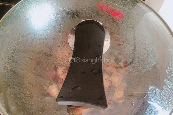 板栗红烧肉的做法图解7