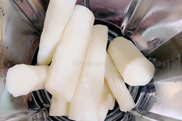 山药蜜豆红米饭团的做法图解2
