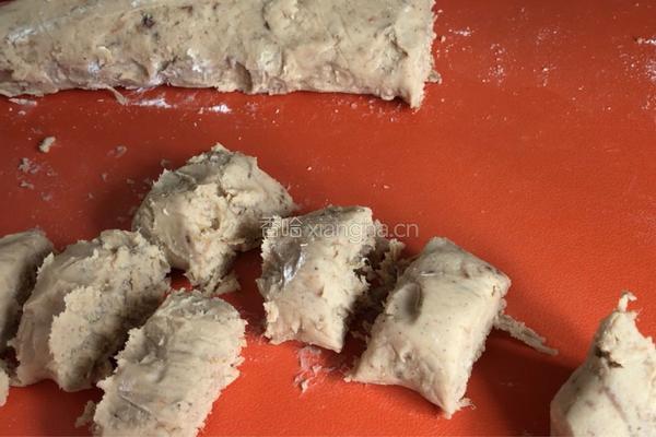莲蓉肉松蛋黄酥的做法图解9