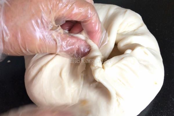 莲蓉肉松蛋黄酥的做法图解14