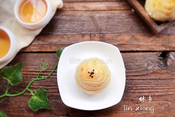 莲蓉肉松蛋黄酥的做法图解28