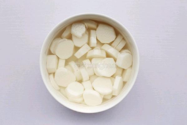 小米山药粥的做法图解2