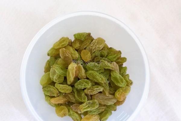 葡萄干卷包的做法图解3