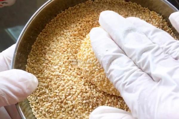 蜜豆南瓜饼的做法图解15