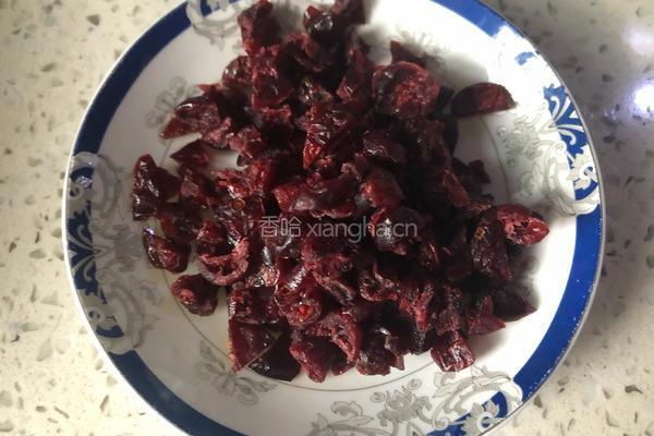 蔓越莓酸奶糕的做法图解1