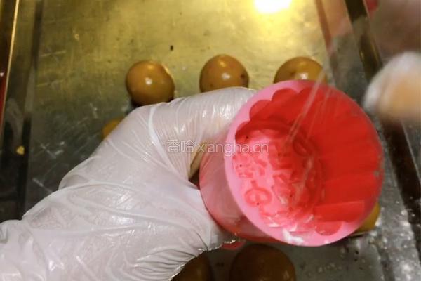 豆沙月饼的做法图解11