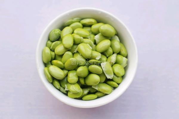 丝瓜毛豆虾米汤的做法图解4
