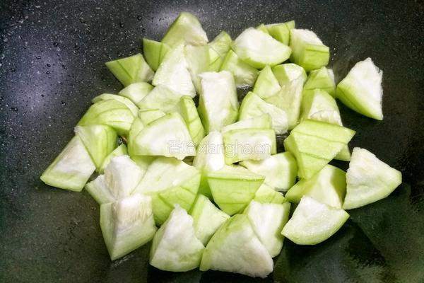 丝瓜毛豆虾米汤的做法图解6