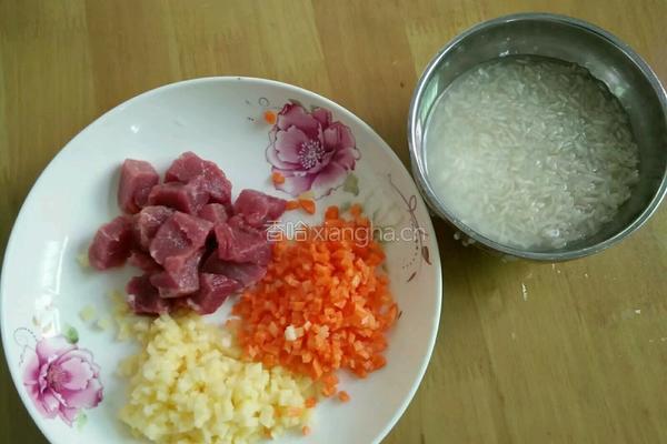 胡萝卜土豆牛肉饭的做法图解2