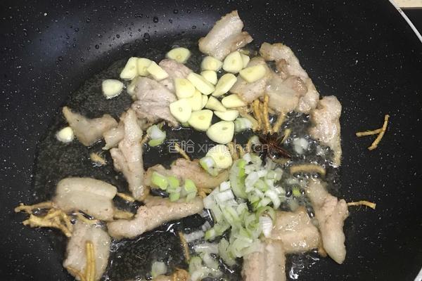 五花肉炖几豆角的做法图解6