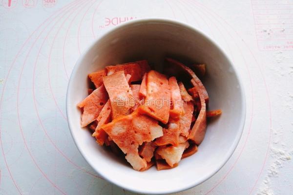 培根香肠披萨的做法图解5