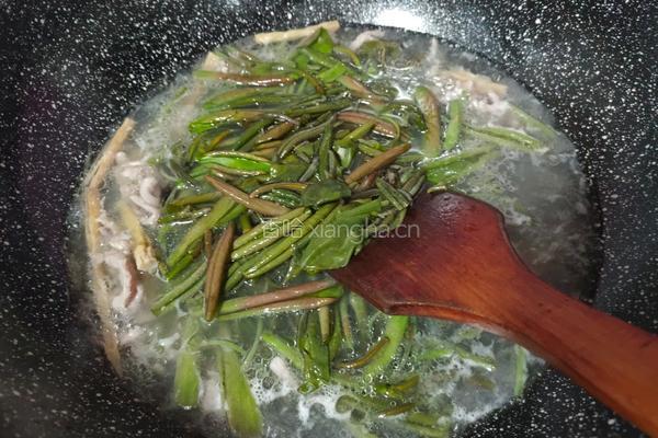 肉丝莼菜汤的做法图解7