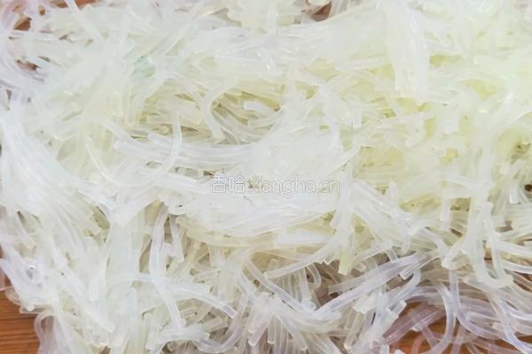 莴笋叶素包子的做法图解5