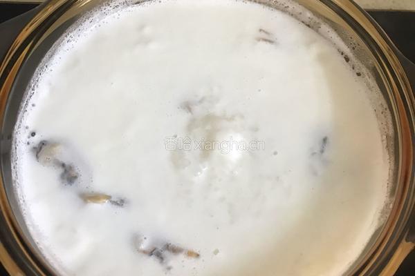海鲜牛奶粥的做法图解4