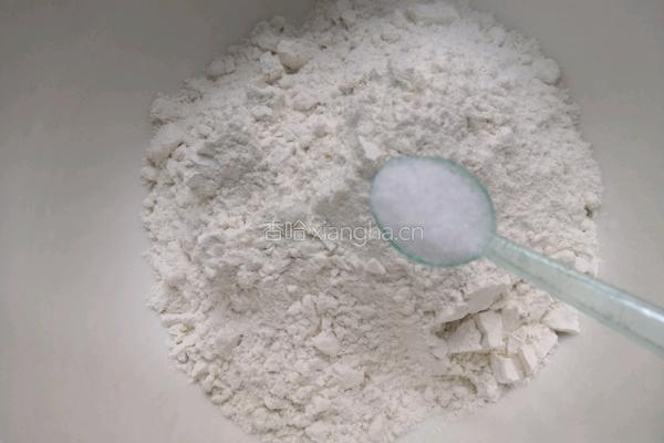 家庭版香蕉卷的做法图解1