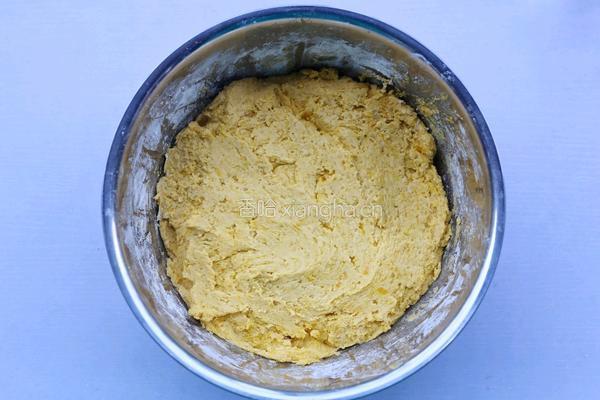 奶香南瓜芝麻饼的做法图解6
