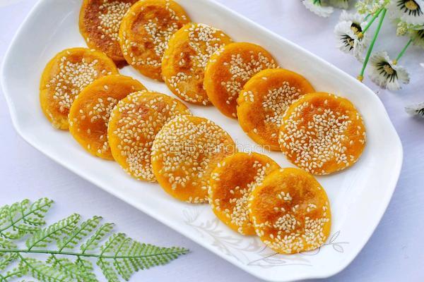 奶香南瓜芝麻饼的做法图解10