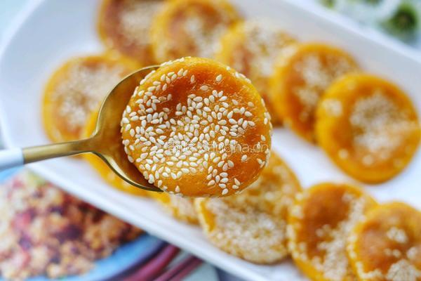 奶香南瓜芝麻饼的做法图解12