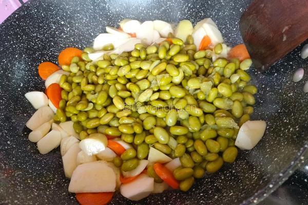 茭白毛豆炒肉丝的做法图解7