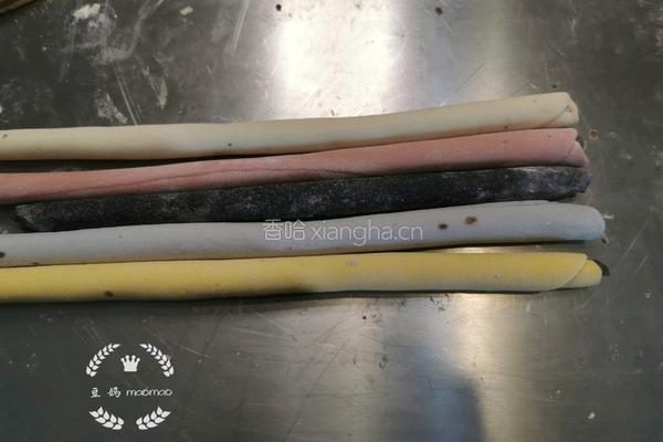 彩虹豆沙卷的做法图解11