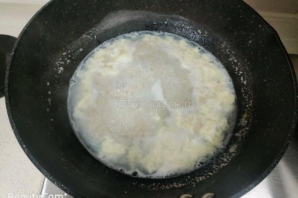 鸡蛋燕麦粥的做法图解2