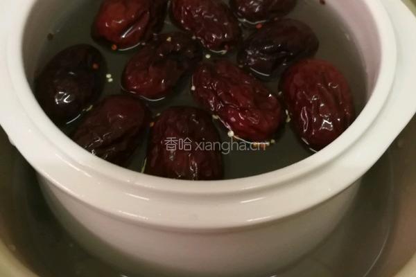 三色藜麦小米红枣粥的做法图解4