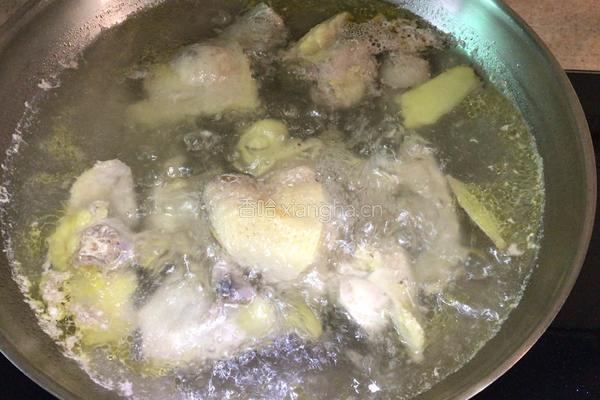 花旗参炖鸡的做法图解3