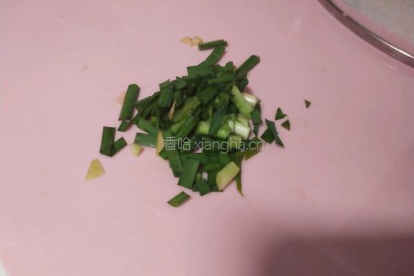 手撕怪味包菜的做法图解2
