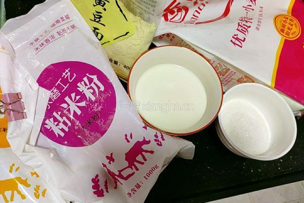银装素裹的做法图解1