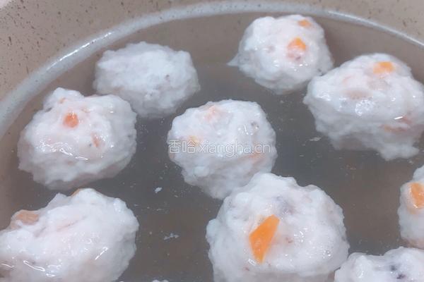 宝宝辅食 鲜嫩鱿鱼丸的做法图解7