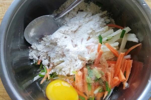 土豆丝煎饼的做法图解2