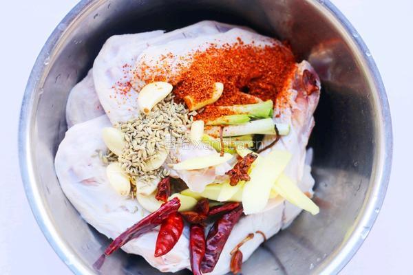 电饭煲鸭翅的做法图解3